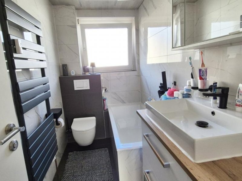 Ehingen (Donau) 3-Zimmer-Etagenwohnung in zentrumsnaher Lage - modernisiert und gemütlich! Wohnung kaufen