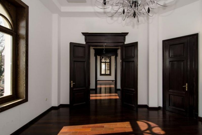 Varna Aristocratic multifunctional house in Varna-Bulgaria (EU) Gewerbe kaufen