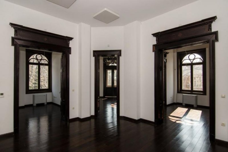 Varna Aristocratic multifunctional house in Varna-Bulgaria (EU) Gewerbe kaufen