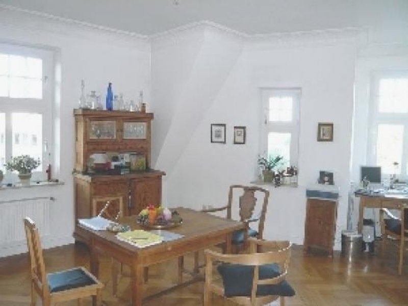 Nürnberg N-St. Johannis: 5-Zi-Jugendstil-Whg. (4. OG oh. Lift), Parkett, EBK, Tageslichtbad, Balkon Wohnung kaufen