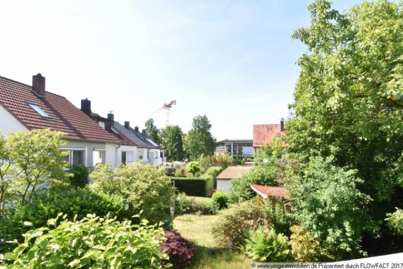 Nürnberg Sehr gepflegtes und großzügiges Haus mit Garage in toller Lage, ohne Käuferprovision! Haus kaufen