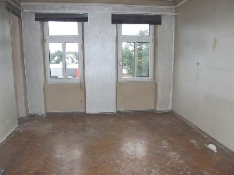 Nürnberg N-Kleinweidenmühle: 8-Zi-Whg.(2. OG oh. Lift) Denkmal, unrenov.,Parkett, Balkon Wohnung kaufen