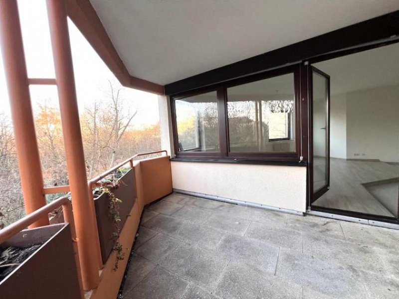 Nürnberg Wohnen direkt am Rosenaupark 2,5-Zimmer 91 qm Traumwohnung mit unverbaubaren Parkblick + Tiefgarage Wohnung kaufen