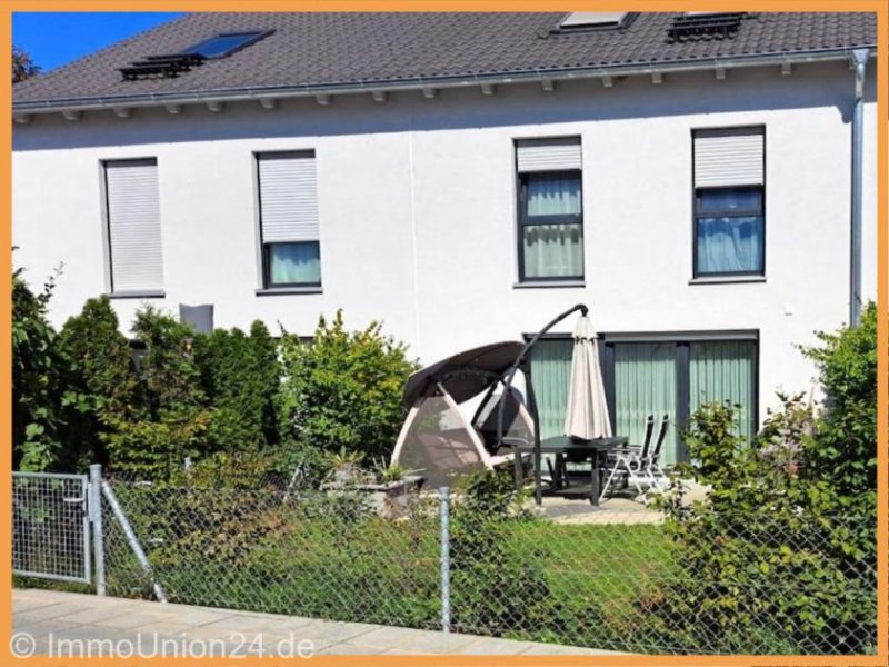 Nürnberg Neuwertiges Reihenhaus in Höfen mit Sonnen-Terrasse zum pflegeleichten Spielgarten + Carport + KfZPl Haus kaufen