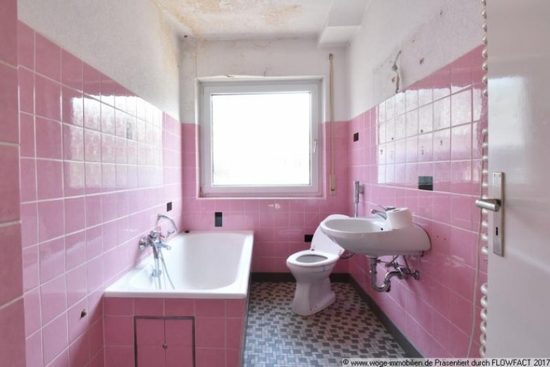 Nürnberg Betreuungsverfahren: freies Zweifamilienhaus mit viel Potential, ohne Käuferprovision! Haus kaufen