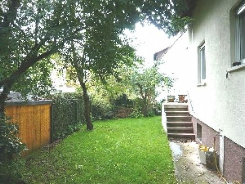 Wendelstein Wendelstein: EFH (7 Zi), Parkett, 2 Bäder, Hobbyraum, Balkon, Terrasse, Garten Haus kaufen