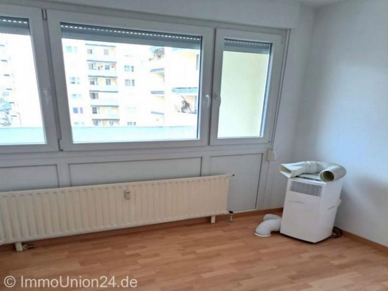 Stein (Landkreis Fürth) 1 7 9. 0 0 0,- für 2 Zimmer 5 3 qm Wohnung mit wettergeschützten BALKON in TOP Lage Wohnung kaufen