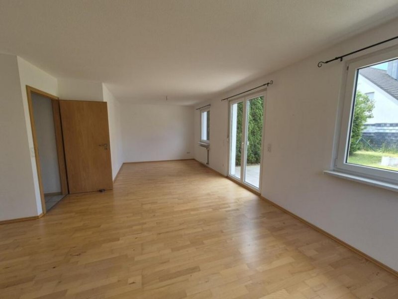Schwarzenbruck Von Privat: Reiheneckhaus in ruhiger Lage Schwarzenbruck / OT Lindelburg Haus kaufen