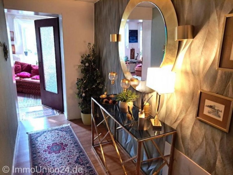 Schwanstetten Historisches 260 qm Bauernhaus mit Charme, Modernem Komfort und Großzügigem Grundstück Haus kaufen