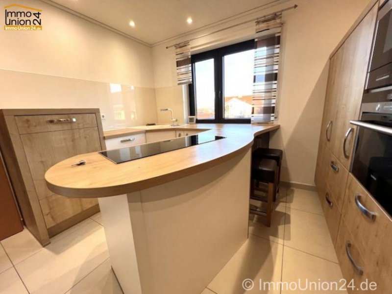 Pyrbaum Ankommen und Wohlfühlen – Lichtdurchflutete 4 Zimmer 111 qm Wohnung mit Terrassenbalkon in Pyrbaum Wohnung kaufen