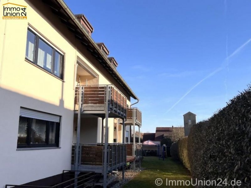 Pyrbaum Ankommen und Wohlfühlen – Lichtdurchflutete 4 Zimmer 111 qm Wohnung mit Terrassenbalkon in Pyrbaum Wohnung kaufen
