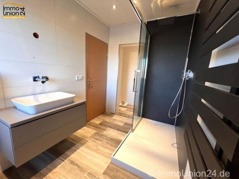 Pyrbaum Ankommen und Wohlfühlen – Lichtdurchflutete 4 Zimmer 111 qm Wohnung mit Terrassenbalkon in Pyrbaum Wohnung kaufen