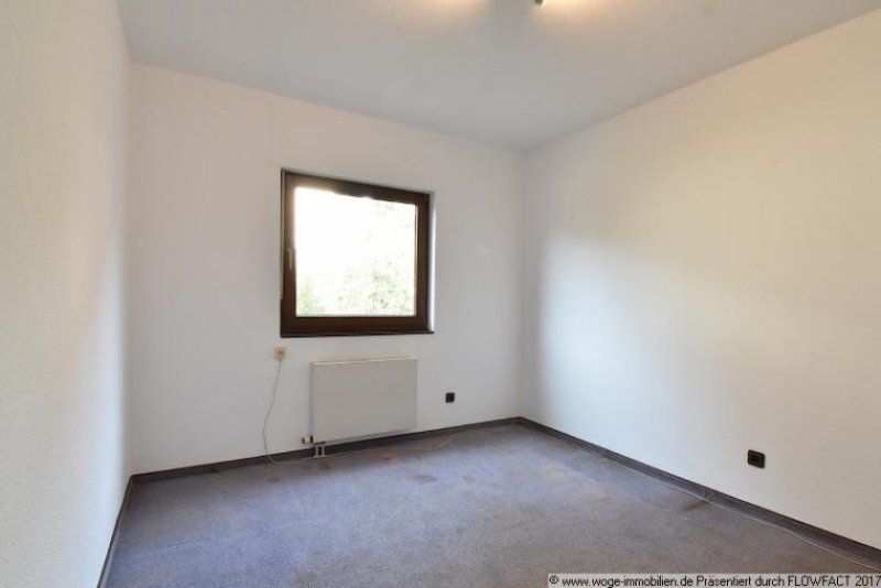 Rückersdorf (Landkreis Nürnberger Land) freies EFH mit 5 Zi + Hobbyraum, Sauna, kleinem Grundstück, provisionsfrei! Haus kaufen