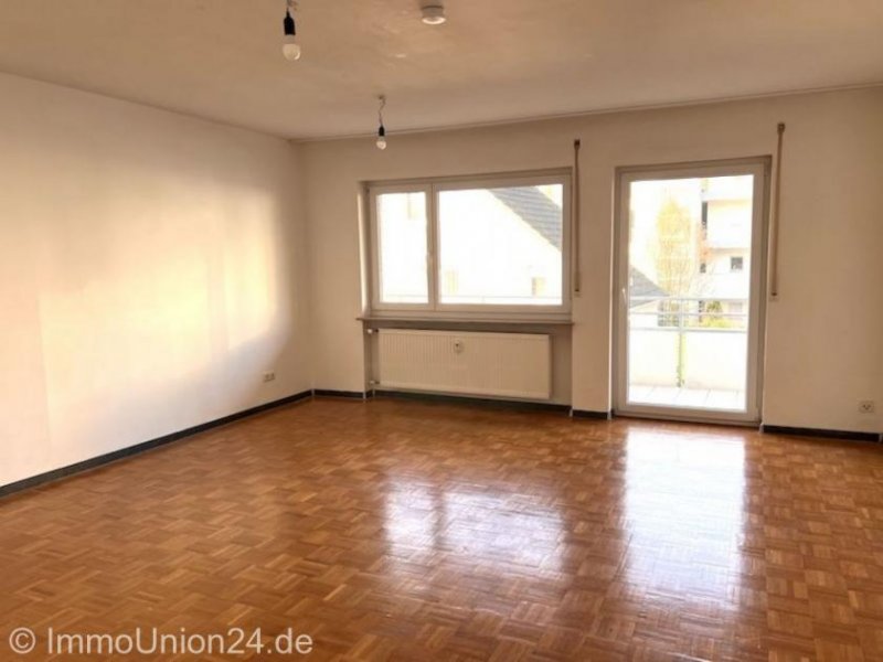 Erlangen TOP Innenstadtlage - moderne 2-Zimmer-Wohnung 73 qm mit großem Sonnenbalkon und Einzelgarage Wohnung kaufen