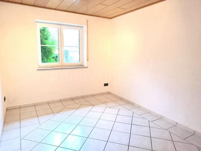Weisendorf ++ 3 ZIMMER ERDGESCHOSSWOHNUNG ++ GUTE LAGE ++ 2 STELLPLÄTZE INKLUSIVE! ++ Wohnung kaufen