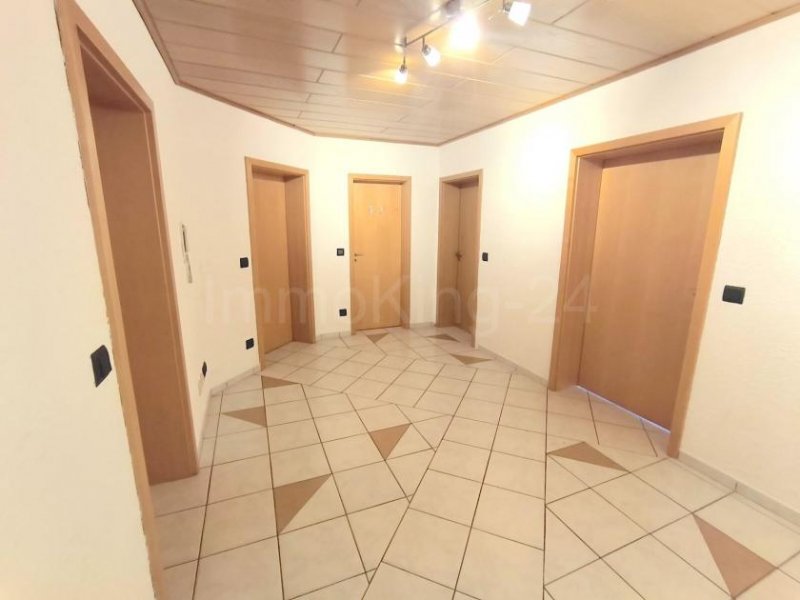 Weisendorf ++ 3 ZIMMER ERDGESCHOSSWOHNUNG ++ GUTE LAGE ++ 2 STELLPLÄTZE INKLUSIVE! ++ Wohnung kaufen