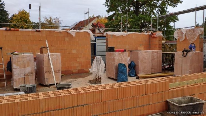 Schwabach Neubau Doppelhaushälfte in Massivbauweise, Bezugsfertig, mit Keller, Doppel-Garage Haus kaufen