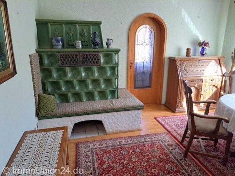 Spalt TOP 220 qm Ein- Zweifamilienhaus mit Ausbaureserve im Dachgeschoss und 2 Garagen auf 1.320 qm Grund Haus kaufen