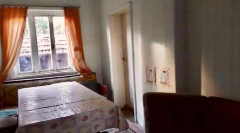 Dolni Chiflik Landhaus in der Gemeinde Dolni Chiflik Haus kaufen