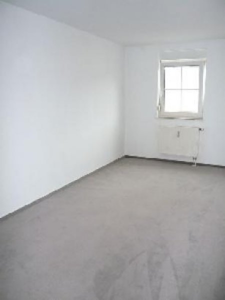 Pegnitz Pegnitz: 4-Zi-Mais.-Whg. (1. OG),EBK, Badewanne/Dusche,Loggia, Balkon, Garage, Stellplatz Wohnung kaufen