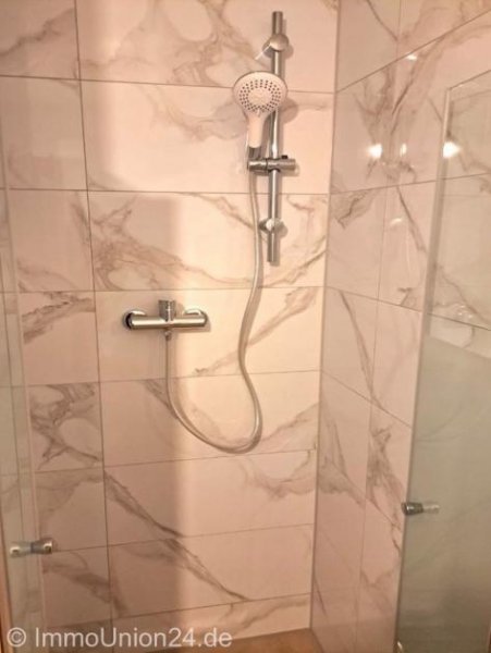 Lehrberg SOFORT freie 42 qm Komfortwohnung mit herrlichen SONNEN- BALKON + NEUES Bad + KfZ Stellplatz Wohnung kaufen