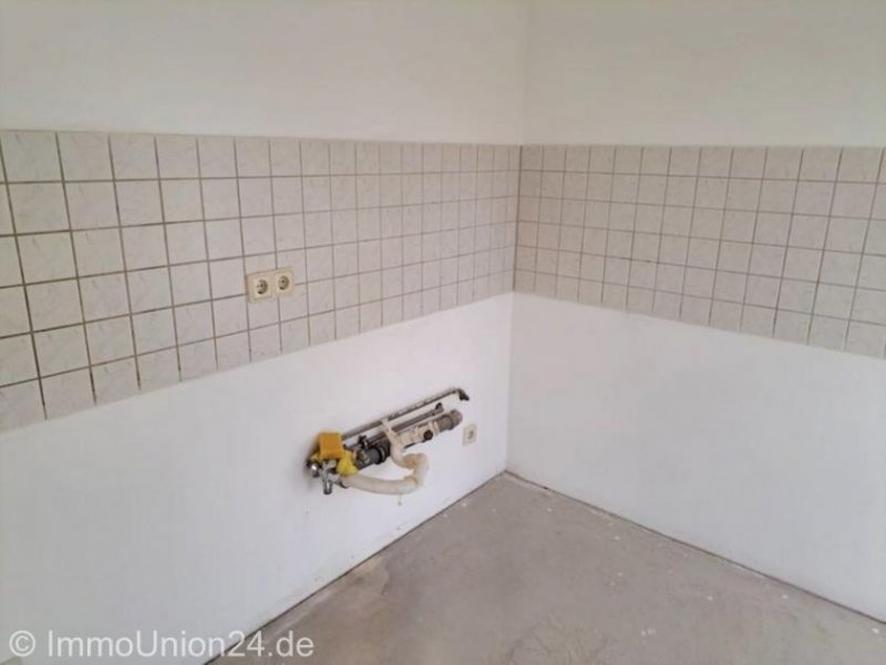 Lehrberg SOFORT freie 42 qm Komfortwohnung mit herrlichen SONNEN- BALKON + NEUES Bad + KfZ Stellplatz Wohnung kaufen