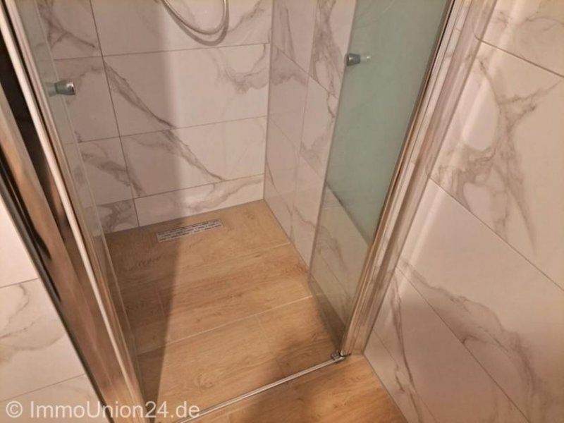 Lehrberg SOFORT freie 42 qm Komfortwohnung mit herrlichen SONNEN- BALKON + NEUES Bad + KfZ Stellplatz Wohnung kaufen