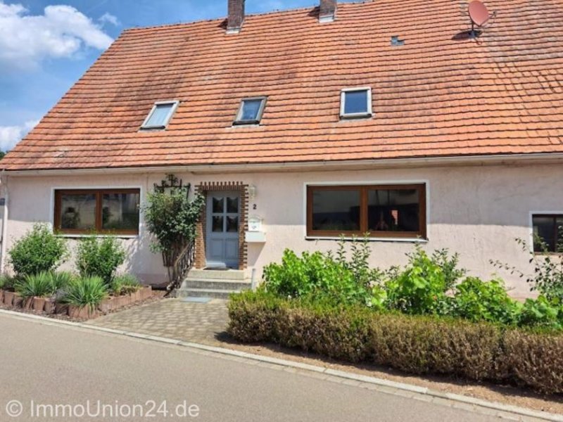 Wassertrüdingen Resthof mit ausbaufähigen 4 Wohnungen und Scheune- vielfältiges Nutzungspotenzial in ländlicher Lage Haus kaufen