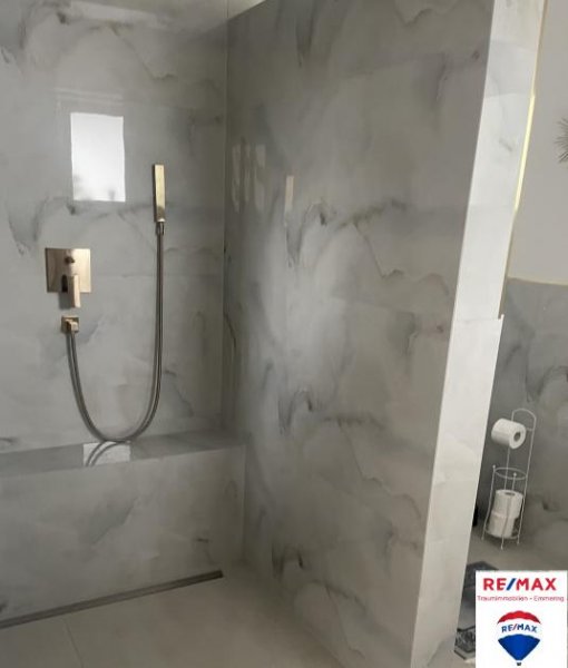 Neutraubling KfW 40 - Haus sucht glückliche Familie Haus kaufen