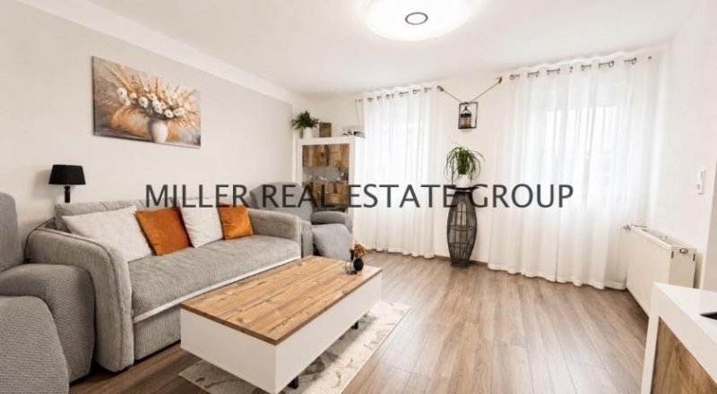 Altmannstein Zweifamilienhaus in Altmannstein kaufen - zwei Wohneinheiten, große Terrassen, Garten & Entwicklungspotenzial im Haus