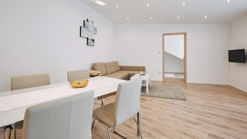 Sopron Mehrfamilienhaus mit 5 Eigentumswohnungen nur 70 km von Wien entfernt Haus kaufen