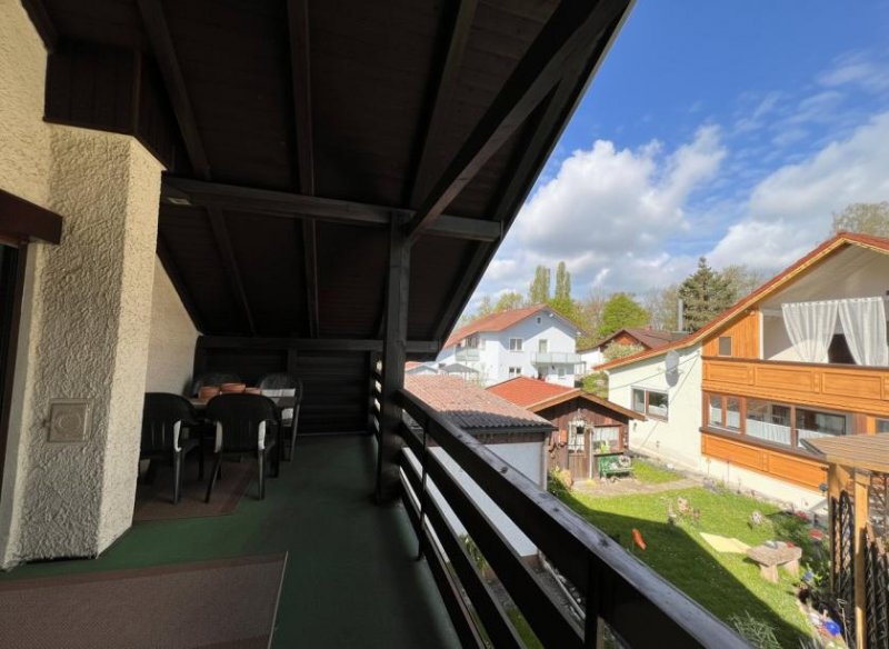Pocking Älteres Einfamilienhaus mit Garten und Garage Haus kaufen