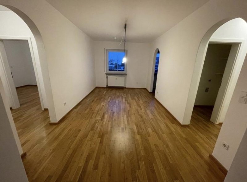 Pocking Provisionsfreie 3,5 Zimmer Eigentumswohnung in 6-Fam. Haus - 1.Stock mit Balkon Wohnung kaufen