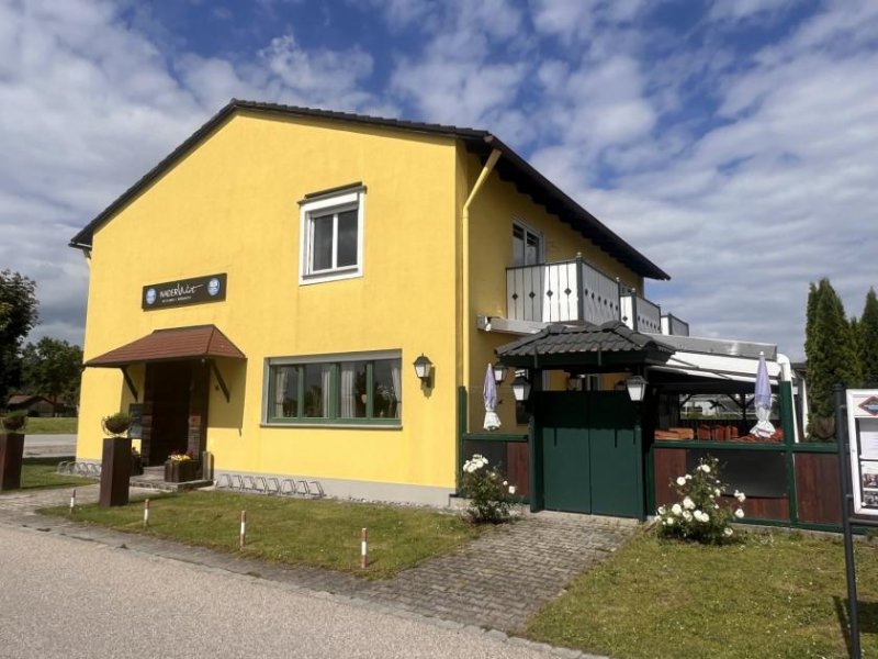 Bad Füssing Mehrfamilienhaus mit 4 Wohnungen und einem Gastrobetrieb Gewerbe kaufen