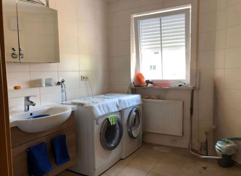 Bad Füssing Traumhafte ETW in oberster Etage, 2 Balkone u. 2 Tiefgaragenstellplätze! Wohnung kaufen