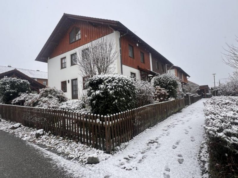 Rotthalmünster Ihr Traumhaus: Gepflegte Doppelhaushälfte in Rotthalmünster Haus kaufen