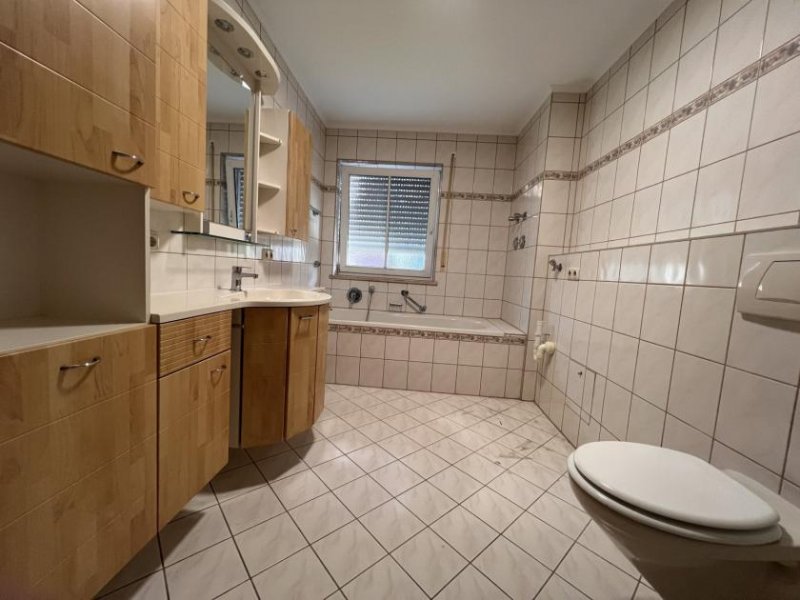 Kirchham 3 Zimmer Erdgeschosswohnung mit Terrasse und Gartenanteil Wohnung kaufen