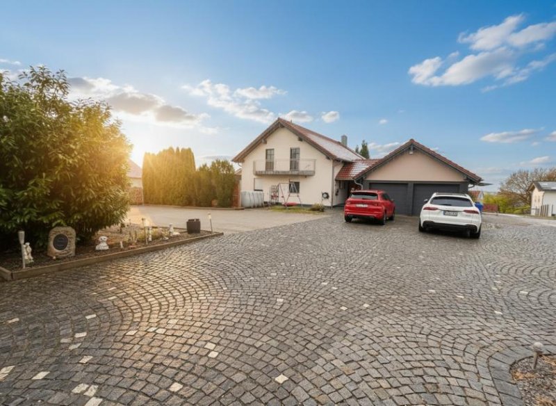 Hengersberg Gepflegtes 1 Fam. Haus m. Baugrundstück u. Halle Haus kaufen