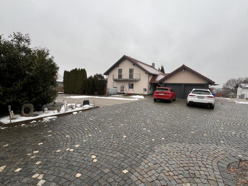 Hengersberg Gepflegtes 1 Fam. Haus m. Baugrundstück u. Halle Haus kaufen