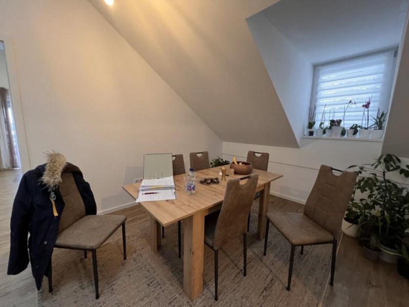 Aidenbach gepflegte 4 Zimmerwohnung im DG mit Balkon - B5 Wohnung kaufen