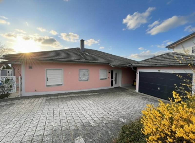 Aidenbach gepflegter Bungalow mit Terrasse, Wintergarten u. Garten in Aidenbach Haus kaufen
