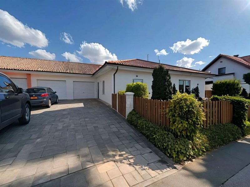 Aidenbach gepflegter Bungalow mit Terrasse u. Garten Haus kaufen