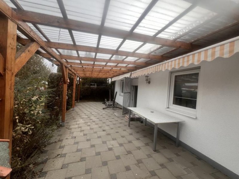 Aidenbach gepflegter Bungalow mit Terrasse u. Garten Haus kaufen