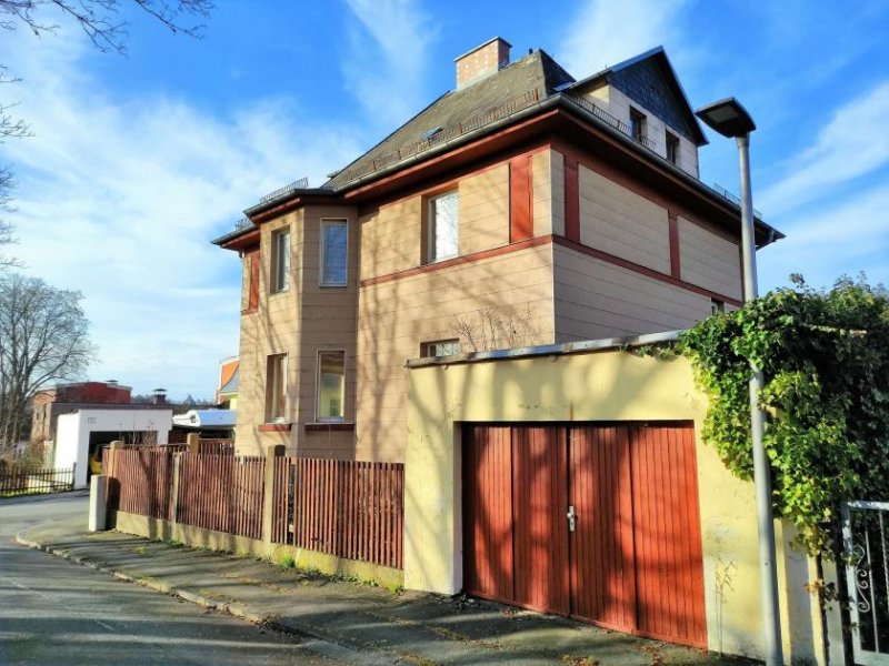 Hof Hof: Villa zum Wohnen und Arbeiten Nähe Theresienstein Haus kaufen