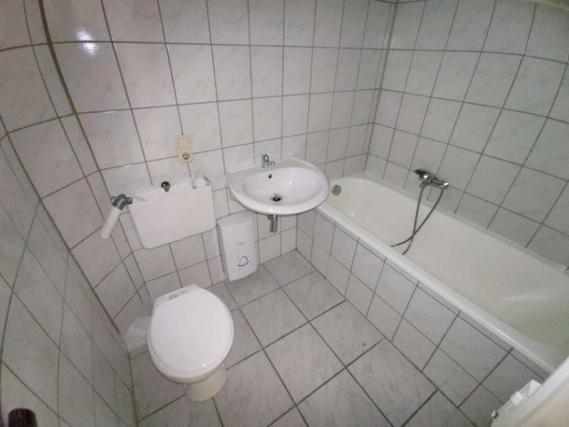 Hof Repräsentatives Mehrfamilienhaus als Aufteilungsobjekt in Hof Gewerbe kaufen