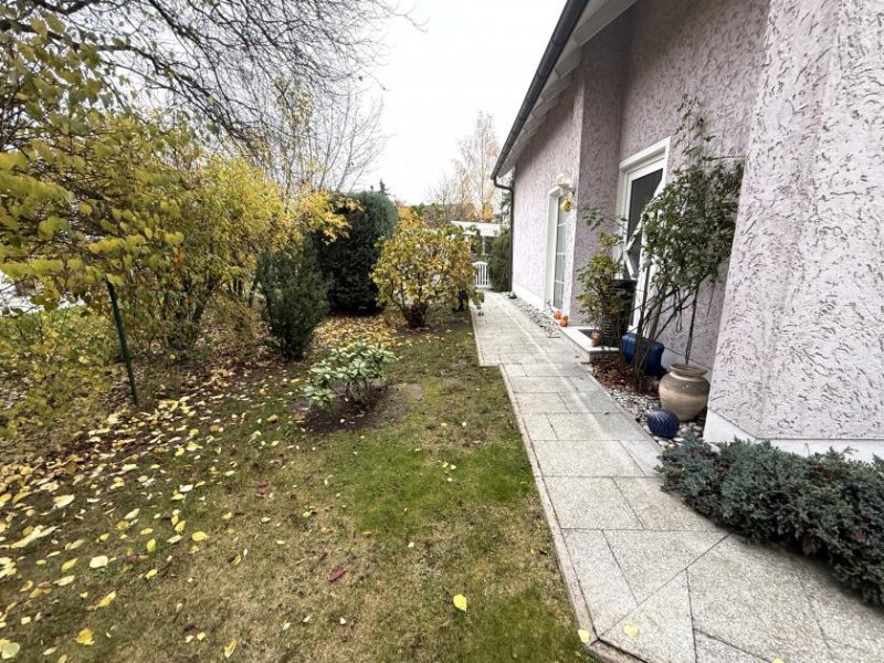 Hof 1391 - Hof: Attraktives Einfamilienhaus mit Garten und Garage Haus kaufen