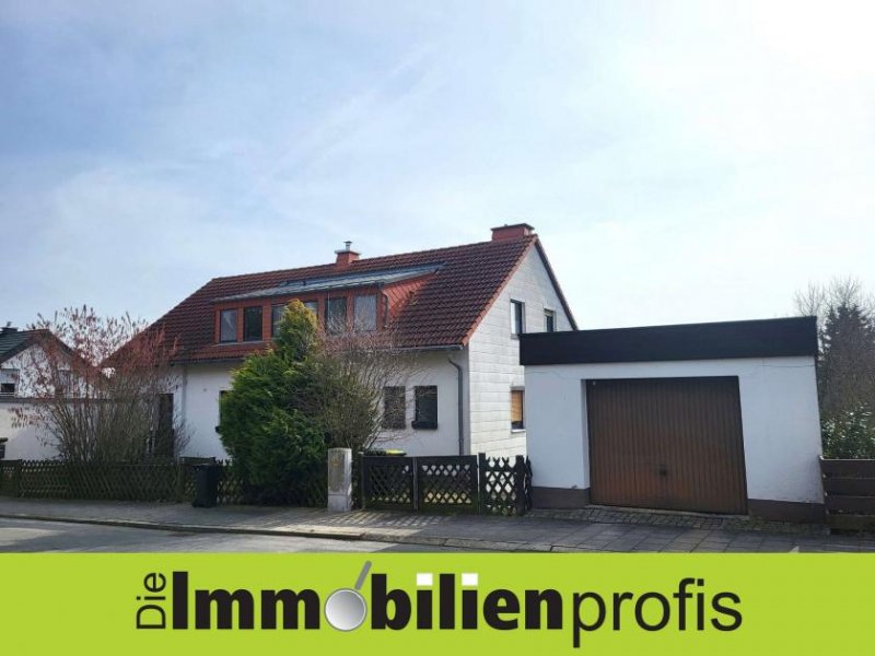 Hof Hof-Krötenbruck: Zweifamilienhaus in Bestlage Haus kaufen