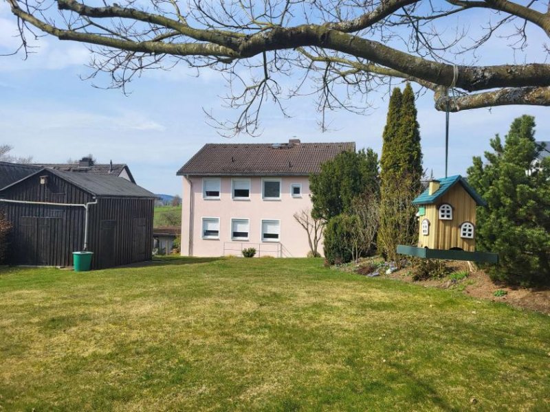 Oberkotzau Oberkotzau: Gepflegtes 1-2 Familienhaus in ruhiger Lage Haus kaufen