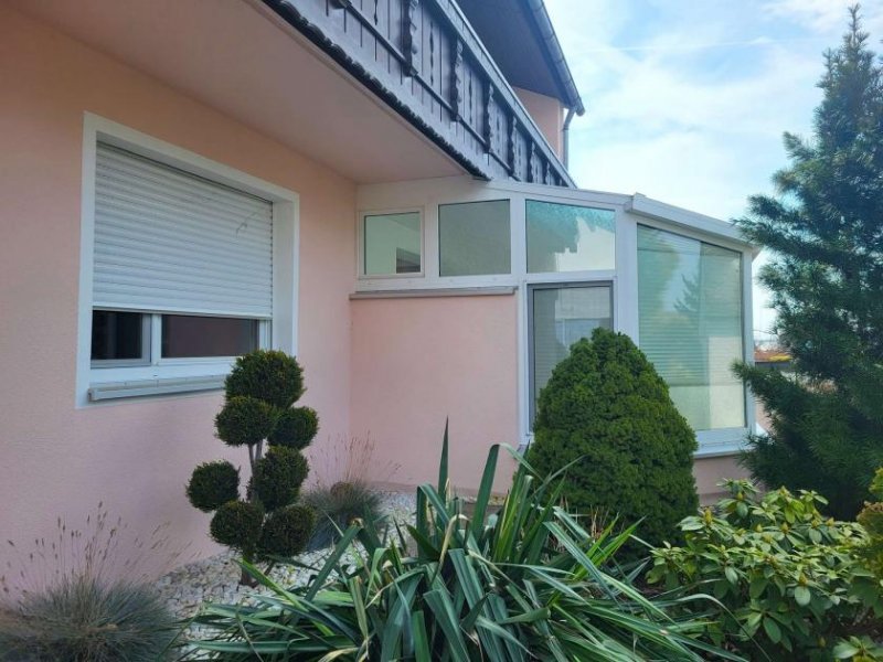 Oberkotzau Oberkotzau: Gepflegtes 1-2 Familienhaus in ruhiger Lage Haus kaufen