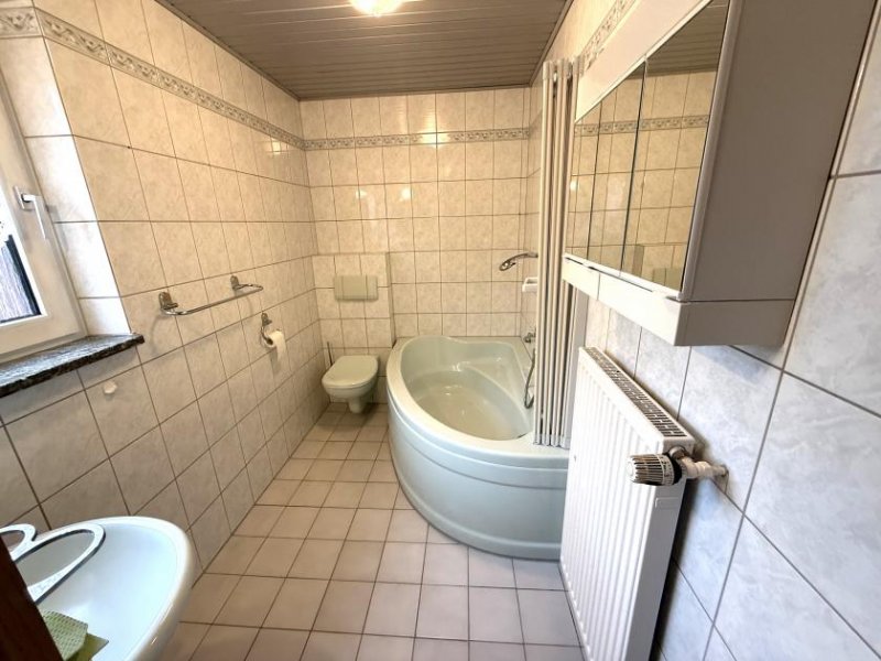 Weißenstadt 2142 - Ruhig gelegenes 1-2 Familienhaus in Bad Weißenstadt Haus kaufen